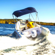 ENJOY BEAUTIFUL BEACHES BY RENTING A BOAT WITHOUT A LICENSE