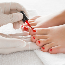 MANICURE AND/OR PEDICURE IN IBIZA - CARE YOUR HANDS AND/OR FEET